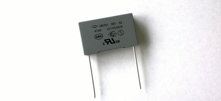 金属化聚酯膜抗干扰电容器(X2 类, 305Vac/275Vac,小型化)